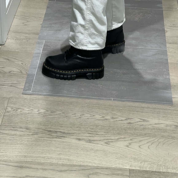 Dr.marten AUDRICKS size 7 womens - Picture 8 of 8